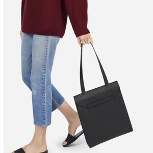 Elegant Black Everlane E1 Tote Bag Large Neutral Travel Shopping Preppy